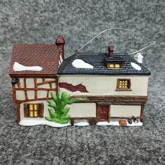 Department 56 Dickens Village Classic Ornament The Old Curiosity Shop Boxed 1987 - Picture 4 of 10